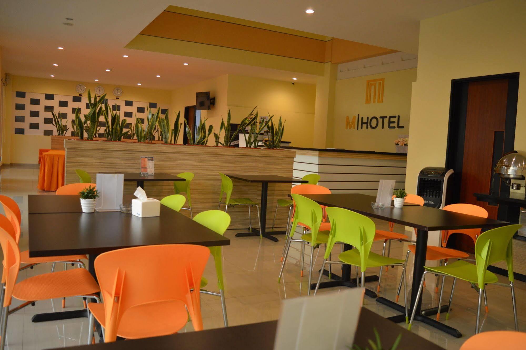M Hotel Mataram Eksteriør bilde